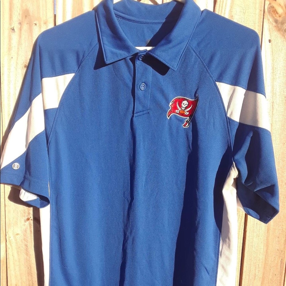 Men’s buccaneers polo